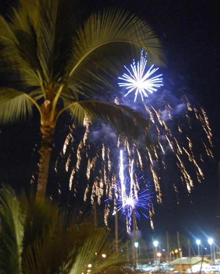 הוילה הונולולו Ilikai Marina 1192 בית נופש